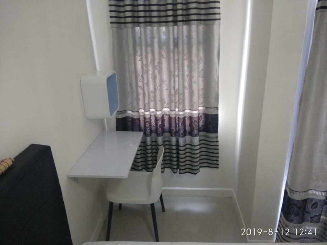 Vida View Apartement, Tower Asthon Unit 20 P マカッサル エクステリア 写真